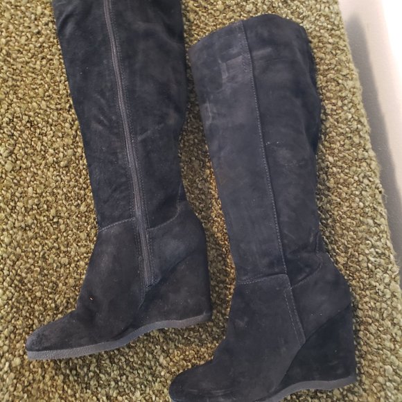 Nine West Black Heeled Boots 
Size 8 - Picture 3 of 9